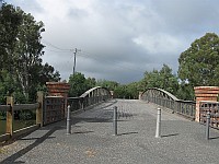 Vic - Sale - Swing bridge (1883) 2 (7 Feb 2010)
